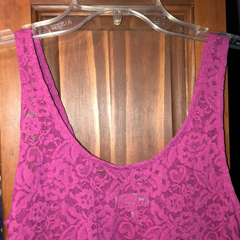 Lovely pink lace tank top from Pacsun